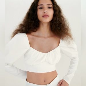 Zara Long Sleeve Crop Top - V Neckline and Puff Shoulder White